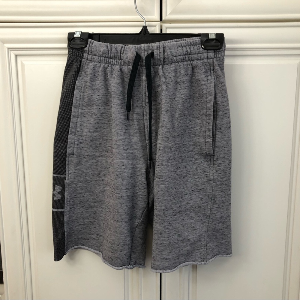 Under Armour men’s loose fit heatgear sweat shorts
